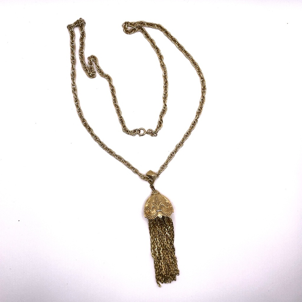 Vintage Gold Tone Fleur de Lis Tassel Pendant Necklace - Picture 7 of 11